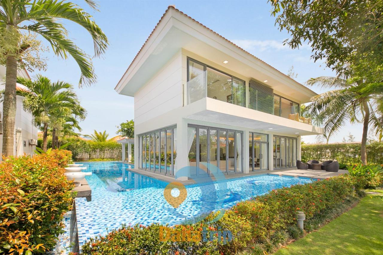 Deluxe Beach Villas By Danatrip Дананг Екстер'єр фото